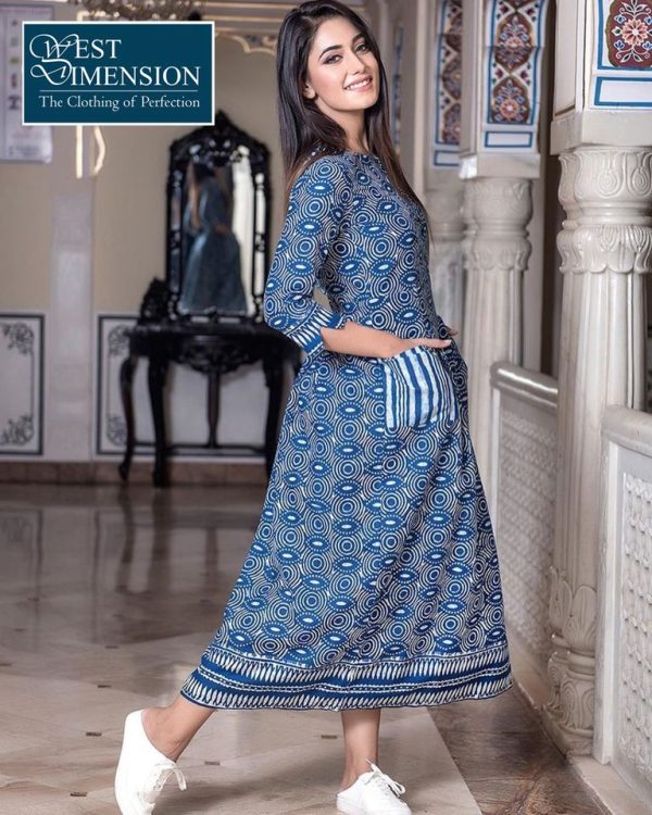 Pure Muslin with Digital print 1049